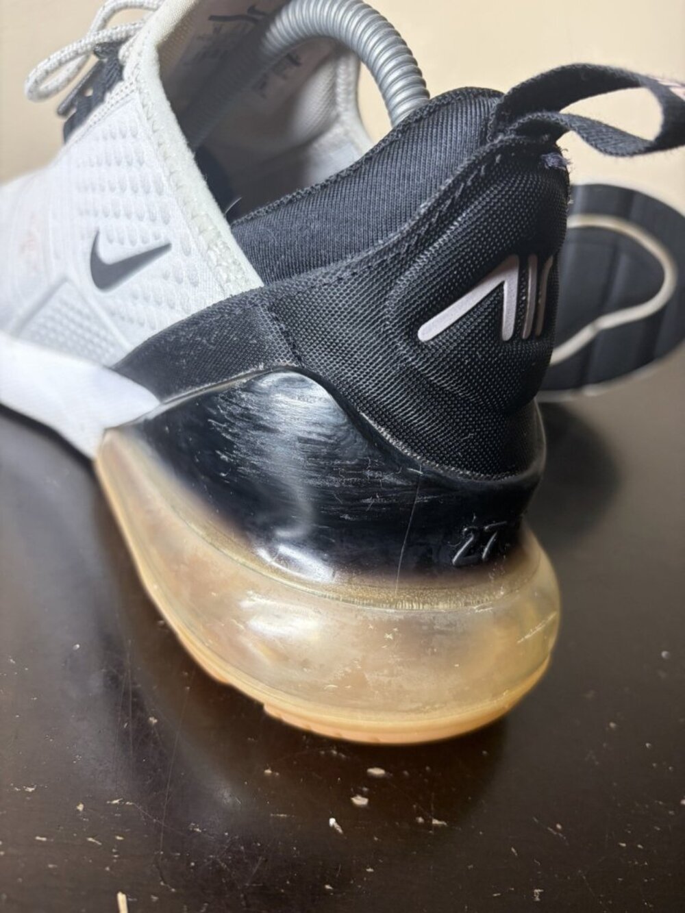 Nike Air Max 270 Women’s Sneakers Shoes Size 10 - Picture 7 of 11